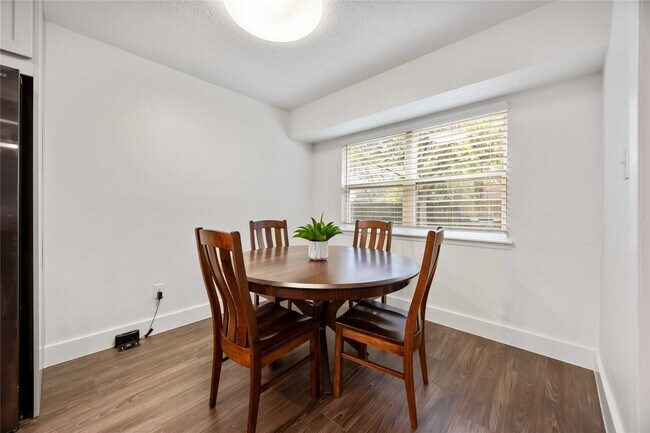 Photo - 22419 Deville Dr