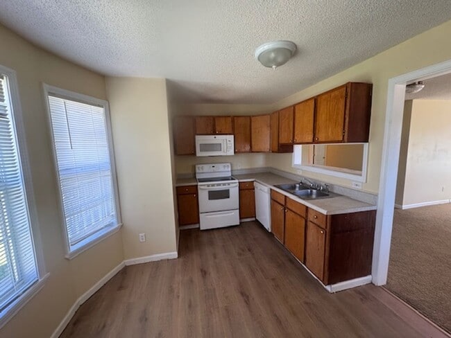 Photo - 3301 Roanoke Rd Unidad B