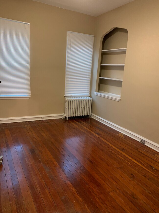 Photo - 885 N 27th St Unit 1