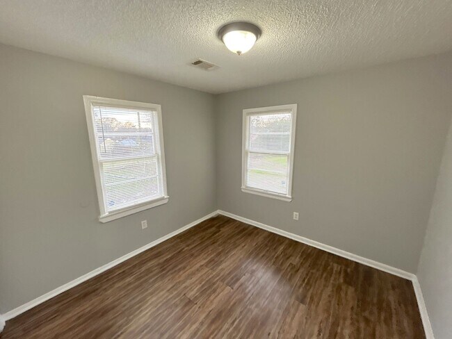 Photo - 3509 Brantley Rd