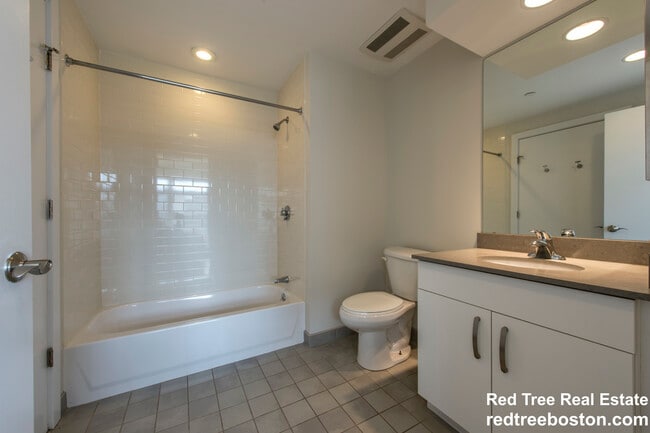 Photo - 601 Albany St Unit 607