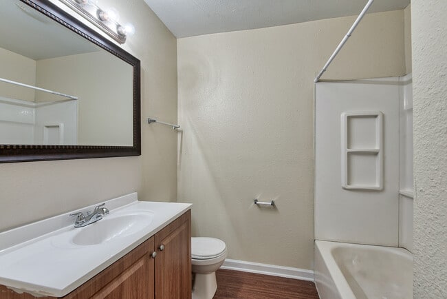 Photo - The Pines Apartments