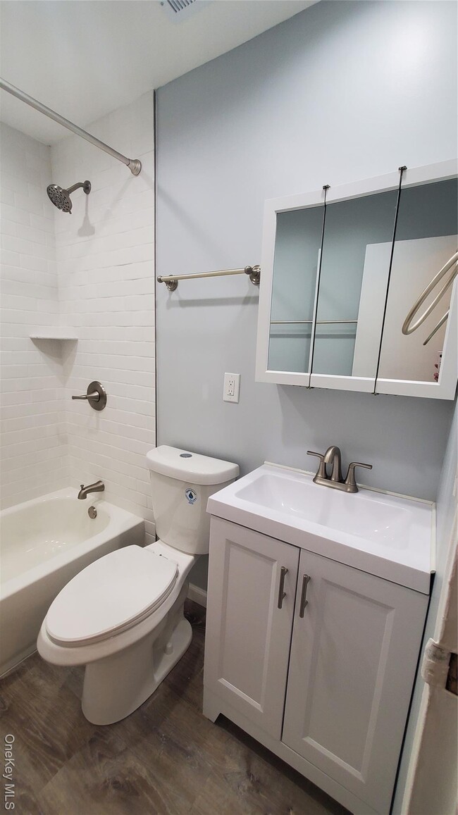 Photo - 11 Laramie Ct Unit 11