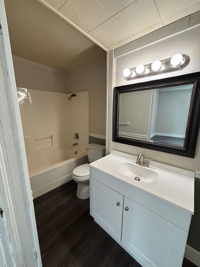 Photo - Remodeled 1 bed 1 bath Home!