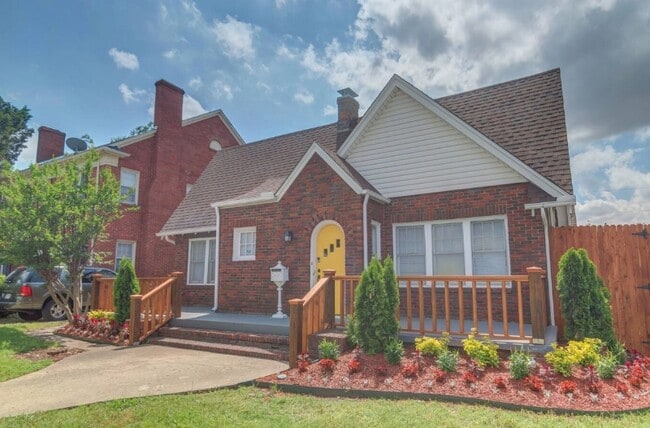 Photo - 1506 S Florence Pl