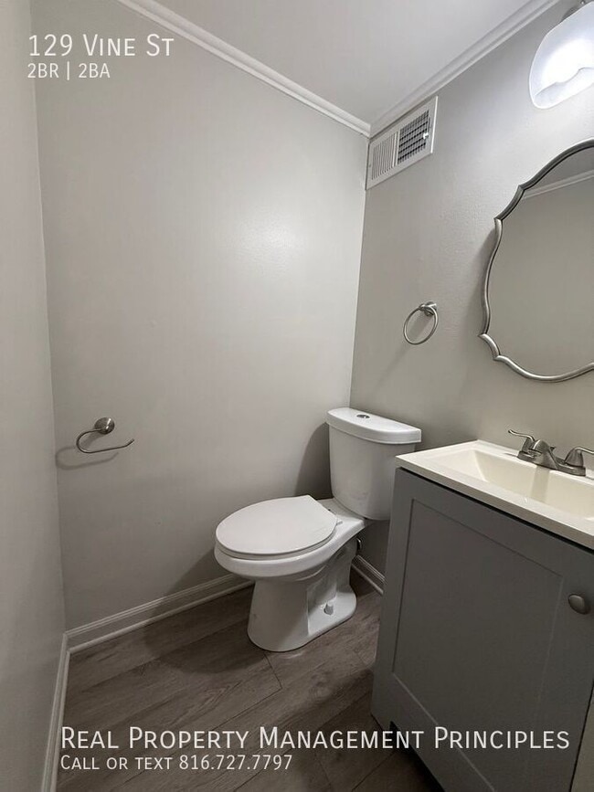 Photo - 129 Vine St