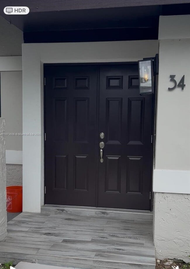 Building Photo - 9630 SW 152nd Ave Rental