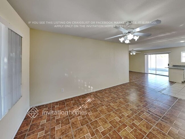 Photo - 8008 W Mescal St