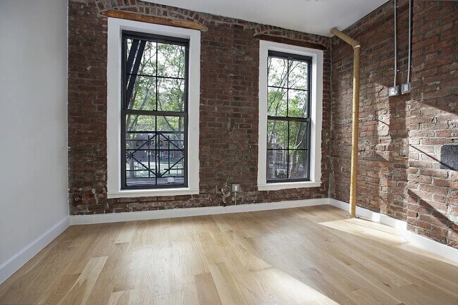 Photo - 102 Forsyth St Unidad 10