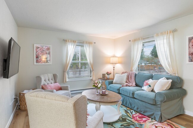 Photo - 10403 Dekoven Dr SW