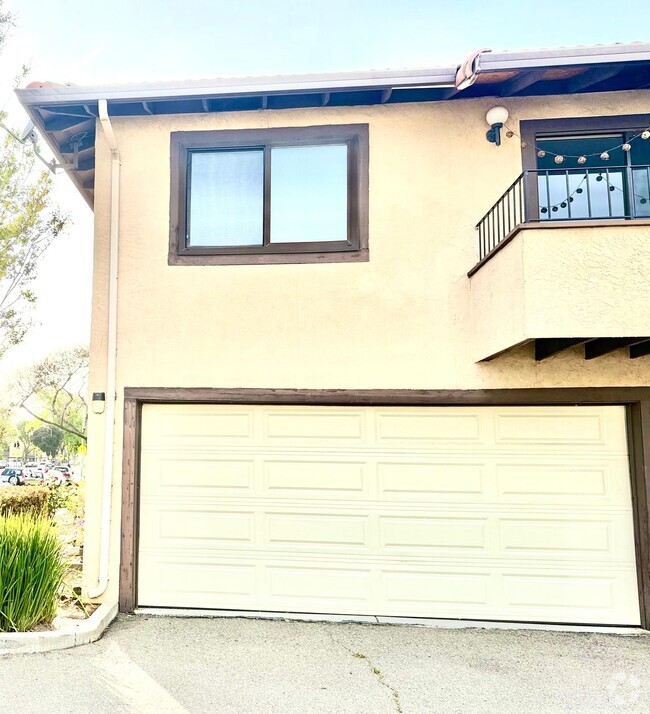Building Photo - 36862 San Pedro Dr Rental