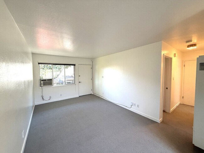 Photo - 500 Red Hill Ave Unit #B