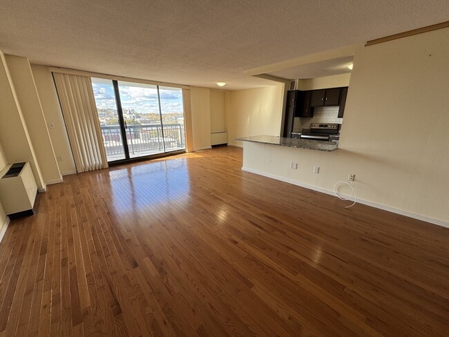 Photo - 60 Longwood Ave Unit 802