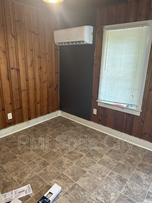 Photo - 211 E Brooks St Unit F