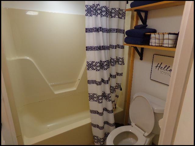 Photo - 136 Catalina Cir