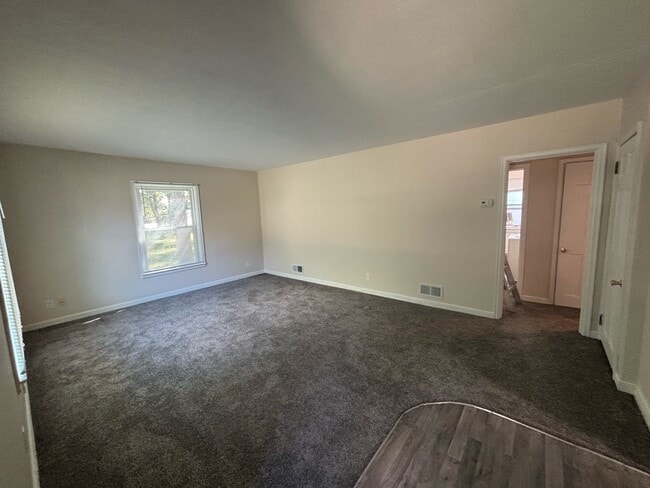 Photo - 420 Lexington Ave