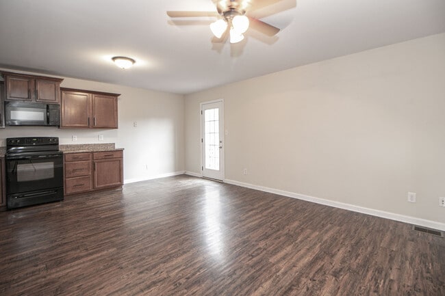 Photo - 1716-D Thistlewood Dr