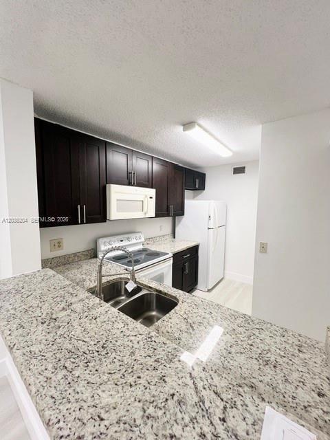 Photo - 10773 Cleary Blvd Unidad 212