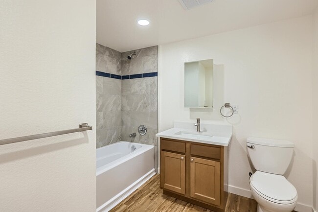 Photo - 1391 Carr St Unidad 103