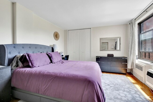 Photo - 1200 E 53rd St Unit 6G