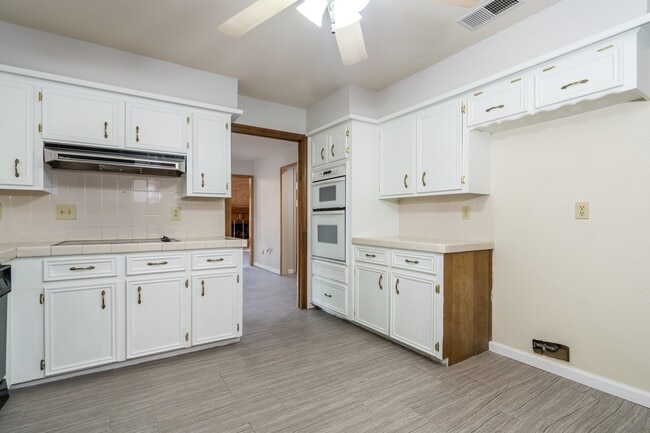 Photo - 8330 Silver Shadows Ln