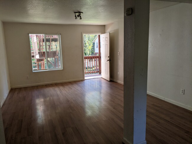 14301 Mill Ct Unit 2
