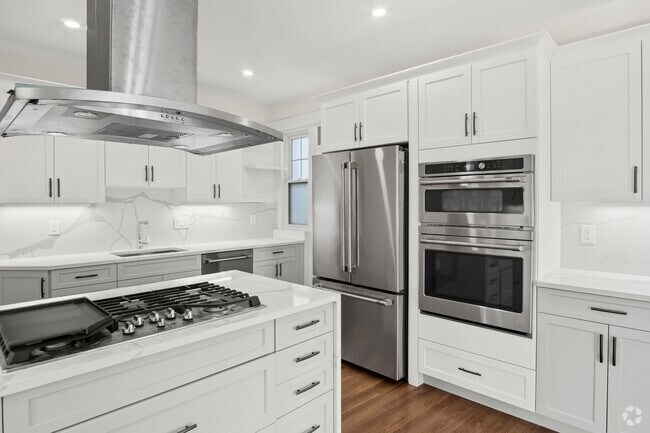 Building Photo - 6 Lanark Rd Unit 3 Rental