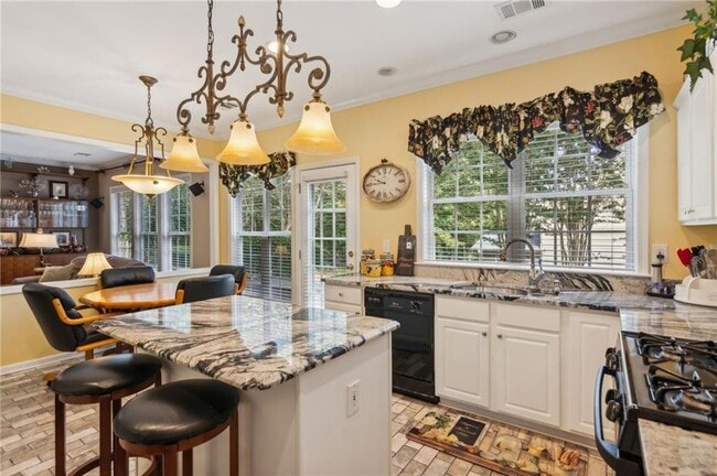 Photo - 15 Hawnley Trl