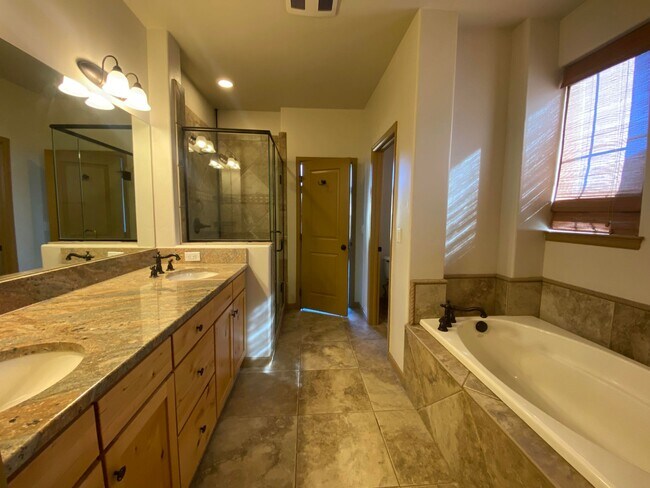 Photo - 23 Open Sky Cir