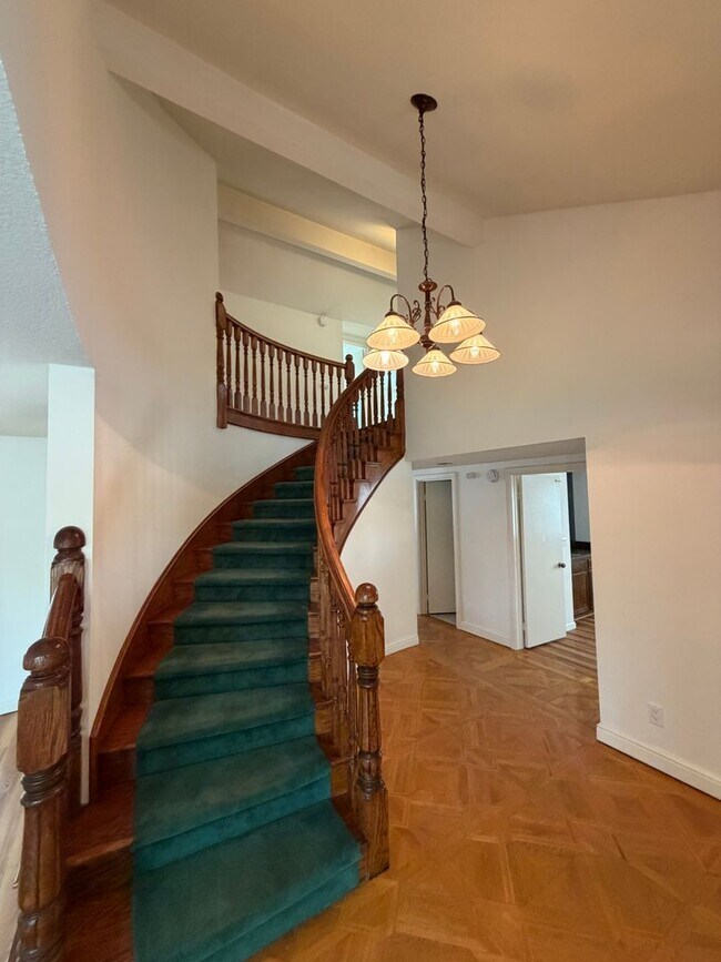 Photo - 2863 Sapphire Ave