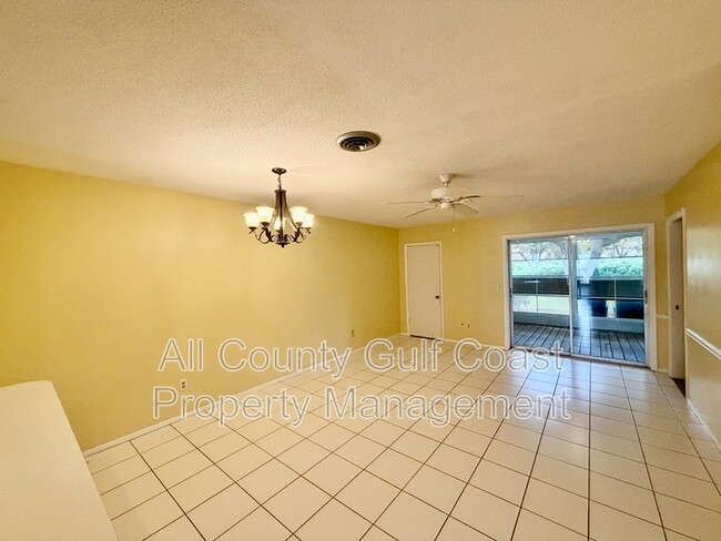 Photo - 325 Englewood Isles Pkwy
