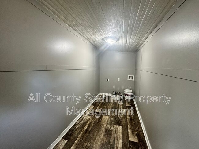 Photo - 917 NE Aberdeen Ave