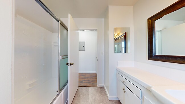 Photo - 1100 Monterey Blvd