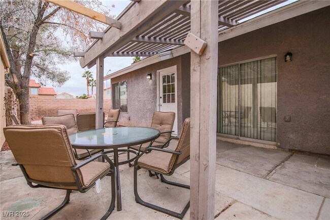 Photo - 7399 Topeka Dr