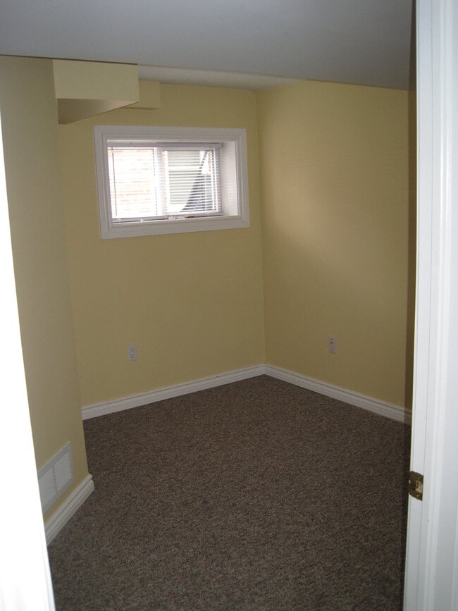 Photo - 759 Curtis Rd