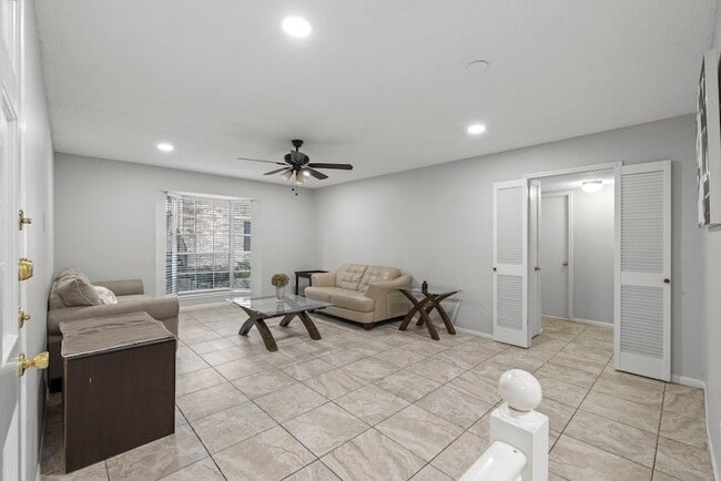 Photo - 7900 Westheimer Rd Unit 241