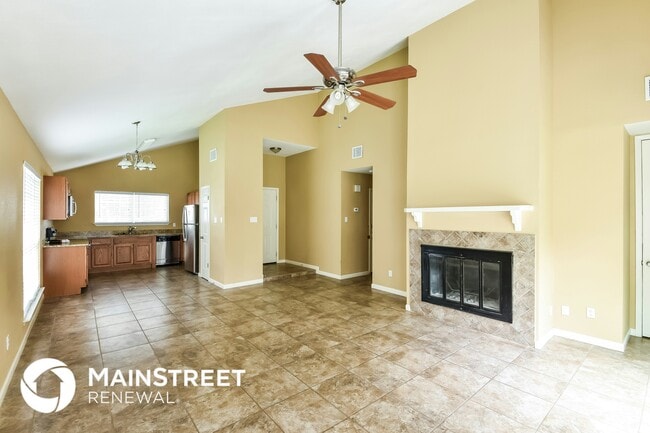 Photo - 6929 Trail Lake