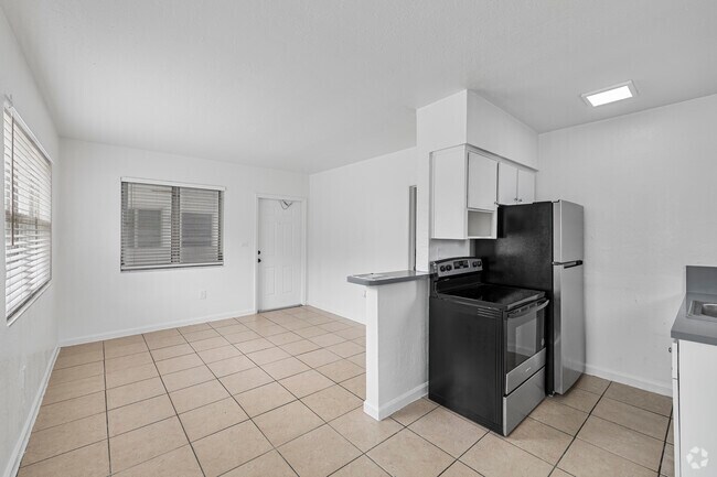 1BR, 1BA - 490SF - Kitchen