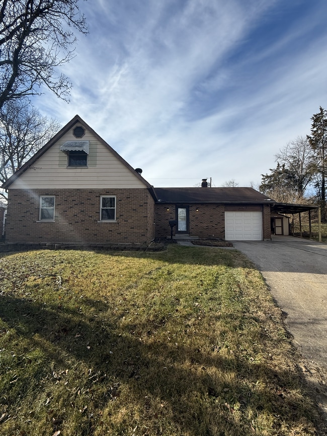 OUTSIDE - 581 Bessinger Dr