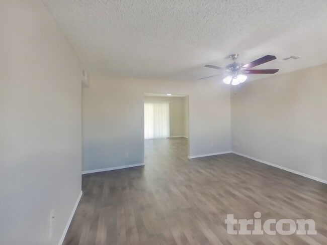 Photo - 7475 W Beryl Ave