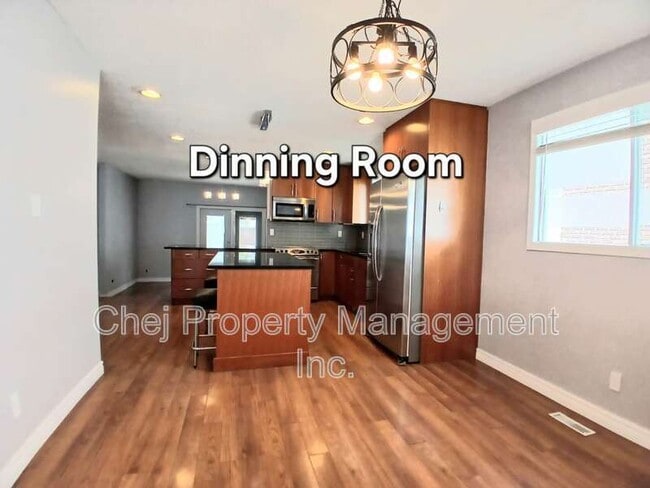 Photo - 8728-8181 181 St NW