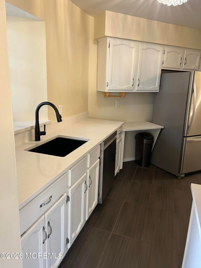 Photo - 1021 Waters Edge Dr