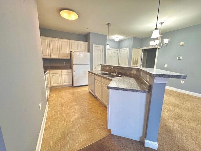 Photo - 200 Gateway Condos Dr