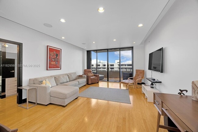 Photo - 251 Crandon Blvd Unit 1222