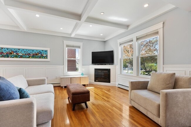 Photo - 129 Washington St