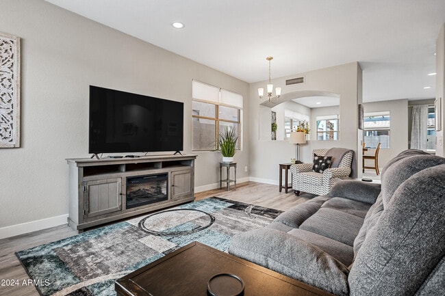 Photo - 18050 W Legend Dr