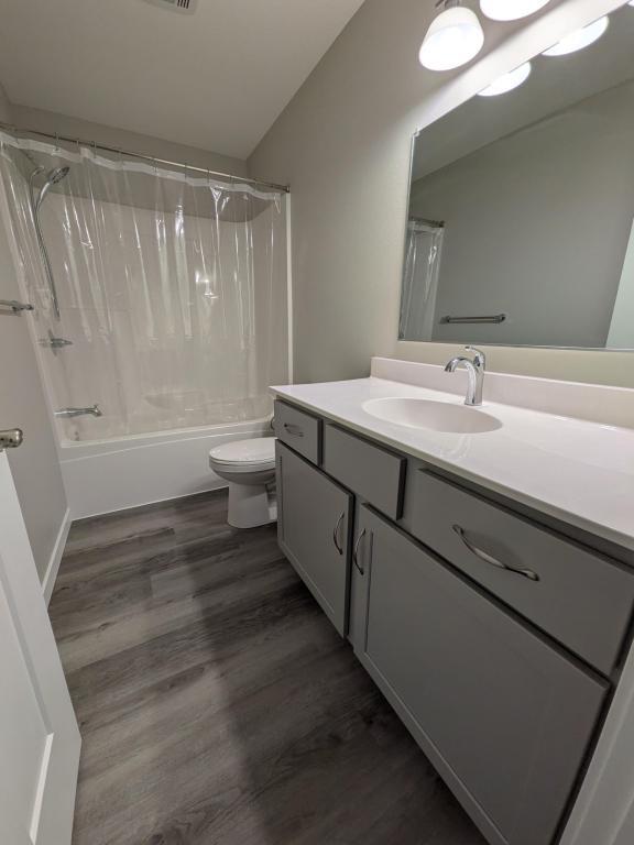 14 Reserve Ct