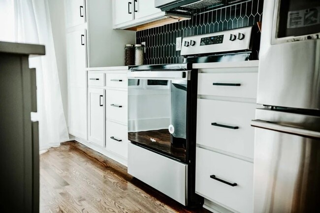 Photo - 2276 Sutton St SE Unit A