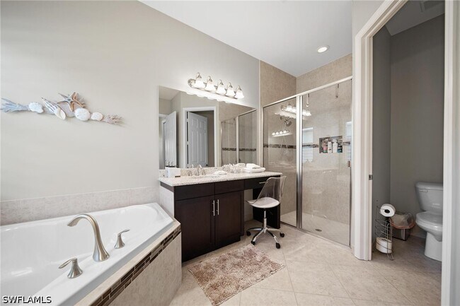 2866 Cinnamon Bay Cir