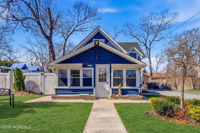 Building Photo - 644 Ocean Ave